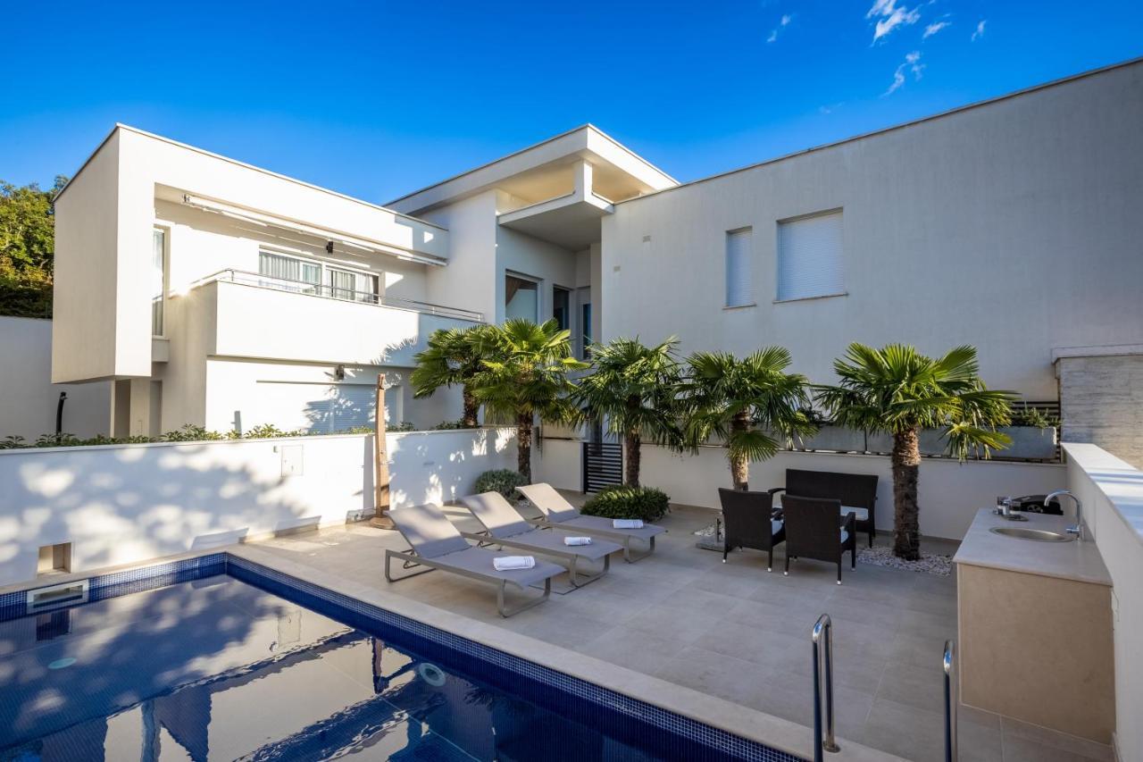 Adriatic Dream - Luxury Apartment & Private Pool Only For You ツリクヴェニツァ エクステリア 写真