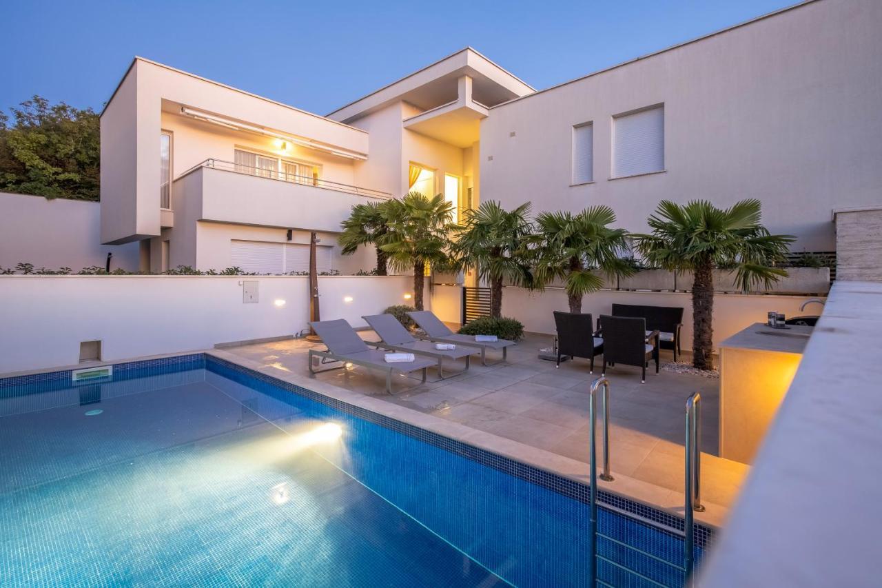 Adriatic Dream - Luxury Apartment & Private Pool Only For You ツリクヴェニツァ エクステリア 写真